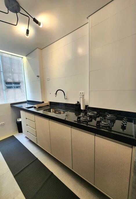 Apartamento Belo Apto No Gonzaga - 1 Quadra Da Em *