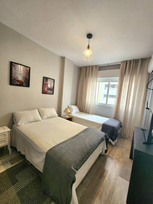 Belo Apto No Gonzaga - 1 Quadra Da Em Apartamento