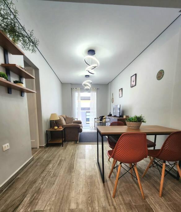 Belo Apto No Gonzaga - 1 Quadra Da Em Apartamento